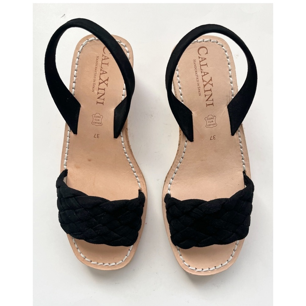 CalaXini simply perfect wedge braided suede sandals made
In Spain 37 US 6.5 - Picture 12 of 12